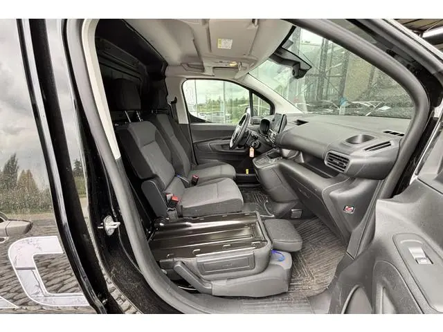 Toyota pro-ace