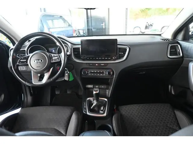 Kia Ceed Sportswagon 1.0 T-GDi DynamicLine Clima Cruise control Navigatie Trekhaak Inruil Mogelijk!