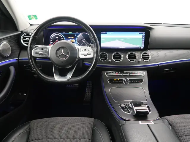 Mercedes-Benz E-klasse Estate 200 AMG SPORT AUT9 + BURMESTER / 360 CAMERA / ELEK. TREKHAAK / MATRIX...