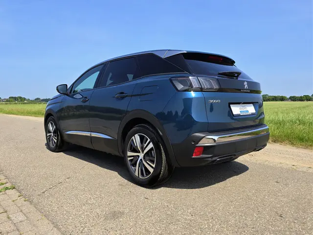Peugeot 3008 1.6 plug-in Hybrid 180 Allure - 180 Pk - Euro 6 - Navi - ParkeerCamera