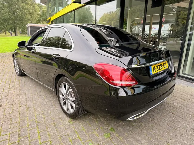 Mercedes-Benz C-klasse 180 Premium Plus