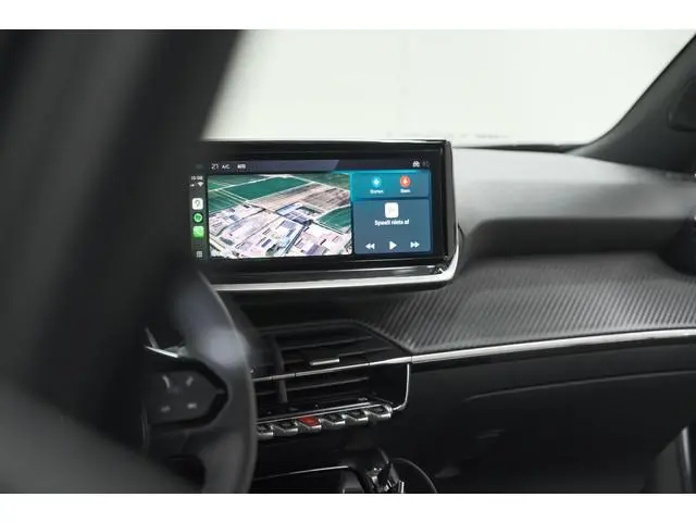 Peugeot 2008 PureTech 130 EAT8 Allure | Camera | Apple Carplay | Parkeersensoren