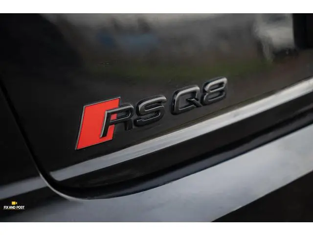 Audi RSQ8
