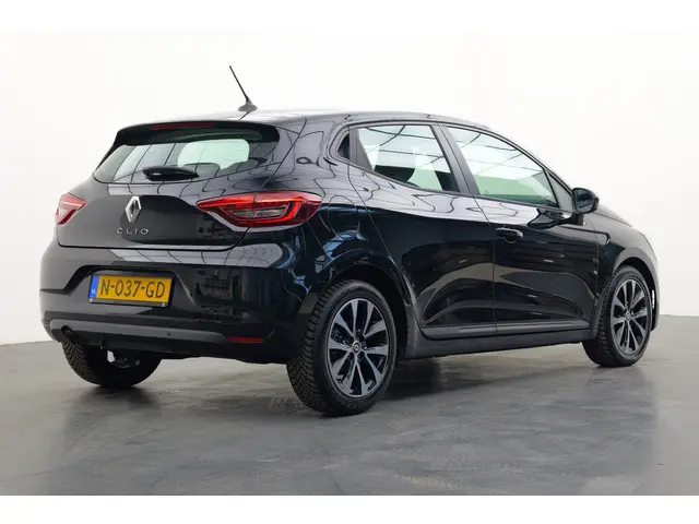 Renault Clio 1.0 TCe Zen Technisch helemaal in orde, geleverd met nieuw onderhoud. Exterieur lichte...