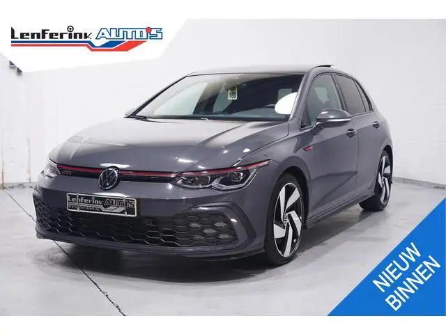 Volkswagen Golf 2.0 TSI GTI IQ Light Panodak Leder Memory Camera Stuur- en stoelverwarming Stoelvent...