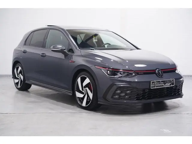 Volkswagen Golf 2.0 TSI GTI IQ Light Panodak Leder Memory Camera Stuur- en stoelverwarming Stoelvent...