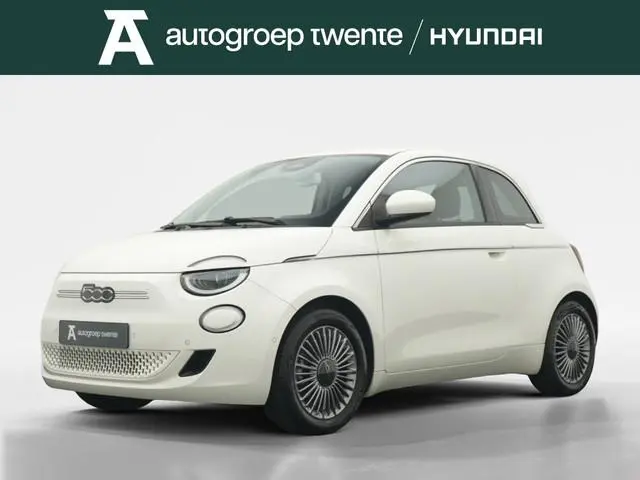 Fiat 500e Icon 42 kWh | Cruise Control | Camera | Carplay | Stoelverwarming | LM velgen |