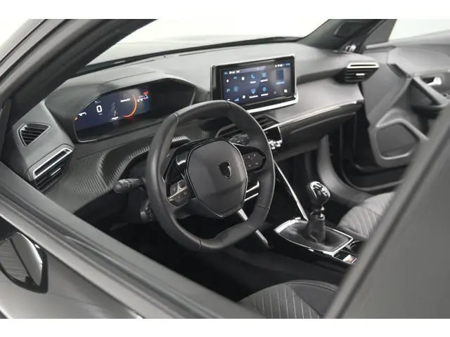 Peugeot 2008 PureTech 100 Allure | Apple Carplay | Parkeersensoren | Climate Control | Cruise Contro...
