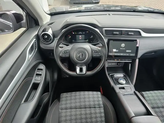 MG ZS EV