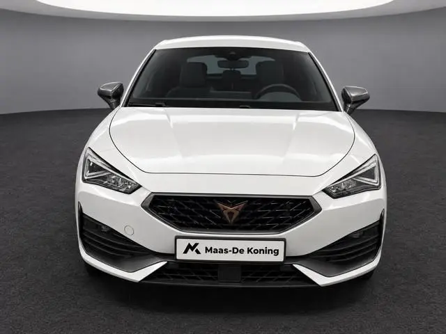 CUPRA Leon 1.5 eTSI 150pk DSG Business Edition · Camera · Apple/Android Car Play · Stoel-& Stuurverw...