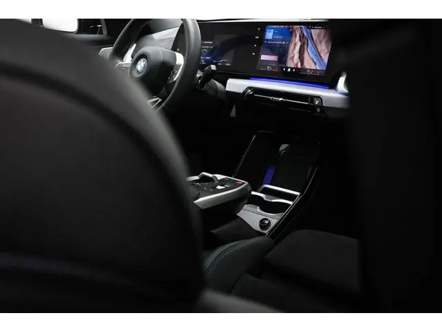 BMW iX2