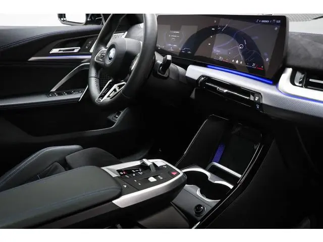 BMW iX2