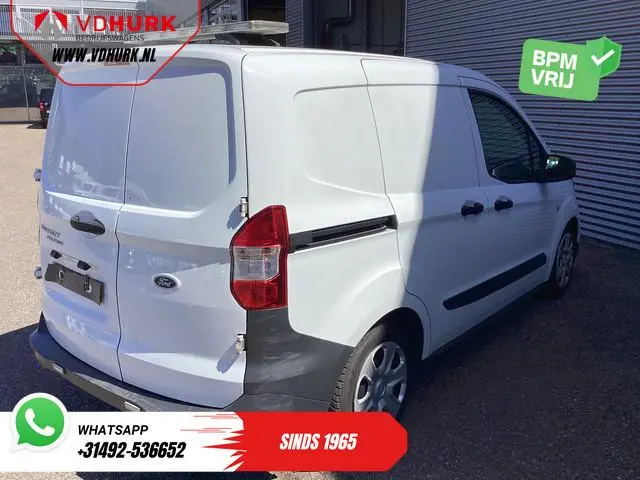 Ford Transit Courier