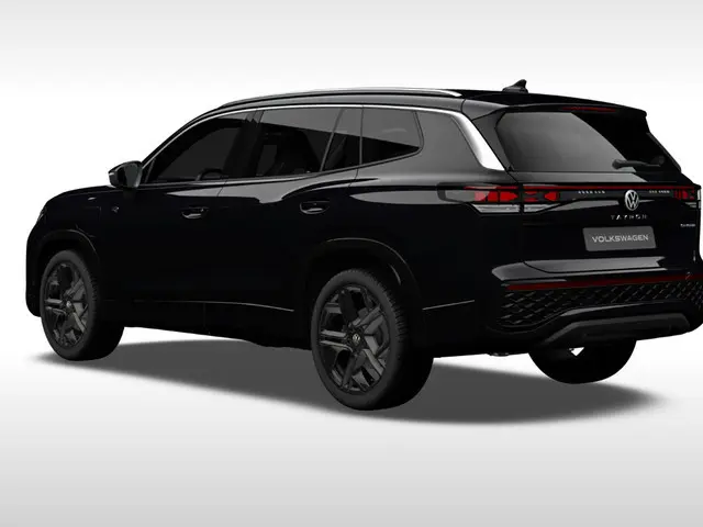 Volkswagen Tayron R-Line-Edition 1.5 eHybrid 204 pk 6 versn. DSG · Black Style Pakket · Trekhaak inc...