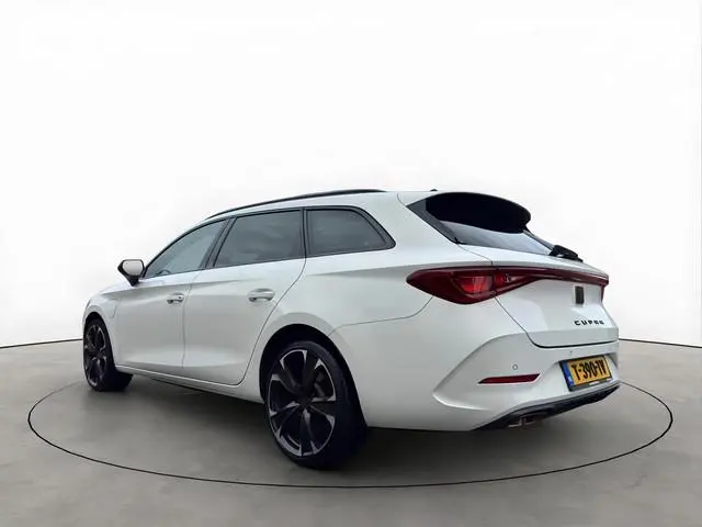 CUPRA Leon Sportstourer 1.4 e-Hybrid 245PK VZ Adrenaline Pano Keyless Schaalstoelen