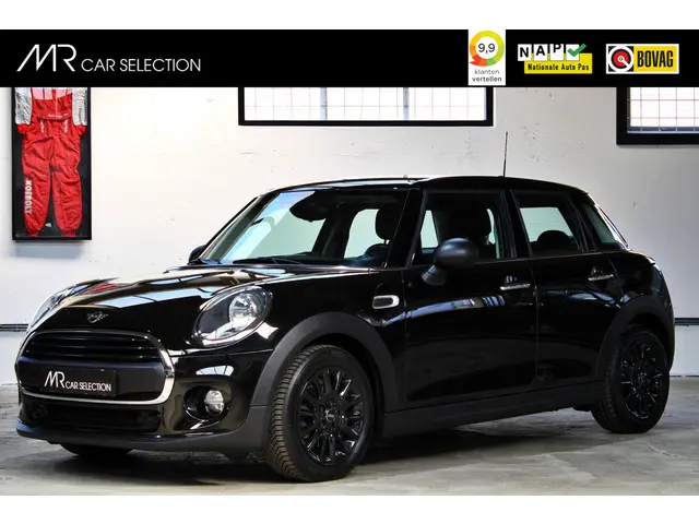 Mini Mini 1.5 One Salt | Automaat | Apple Carplay | Parkeersensoren achter | Navigatie | NL auto | 2...