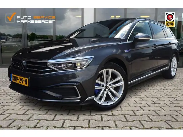 Volkswagen Passat Variant 1.4 TSI PHEV GTE Business | Trekhaak | Matrix | Camera |