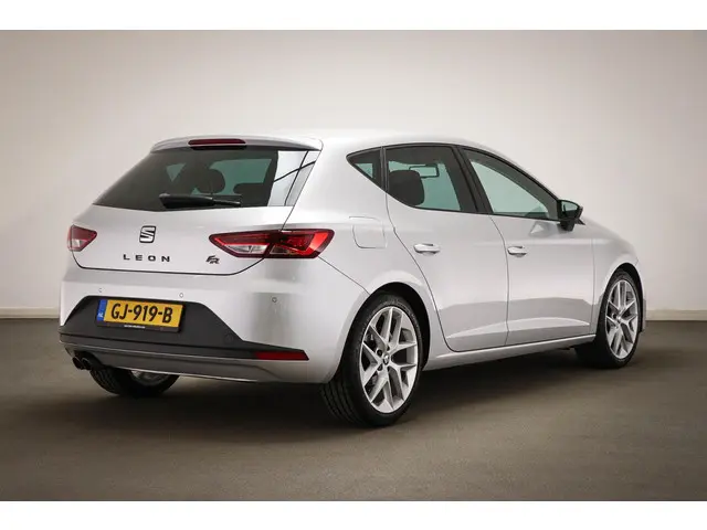 SEAT Leon 1.4 TSI ACT FR Dynamic | DYNAMIC PACK | LED | CLIMA | CRUISE CONTROL | NAVIGATIE | 18"