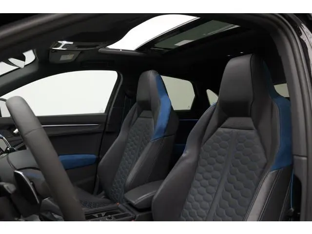 Audi RSQ3
