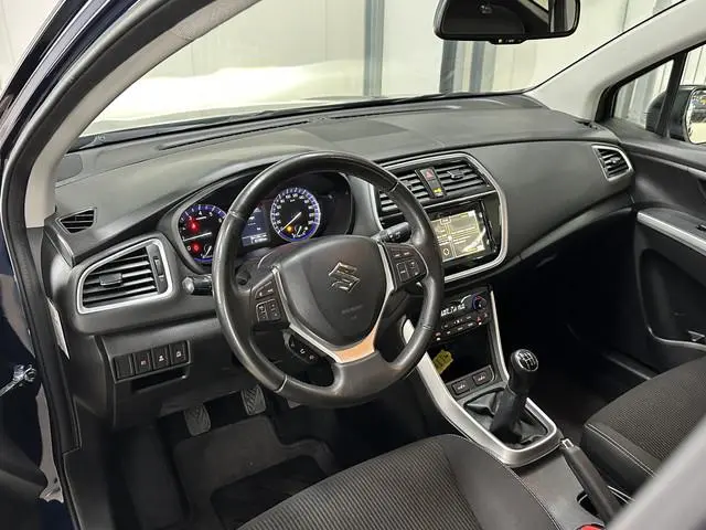 Suzuki S-Cross