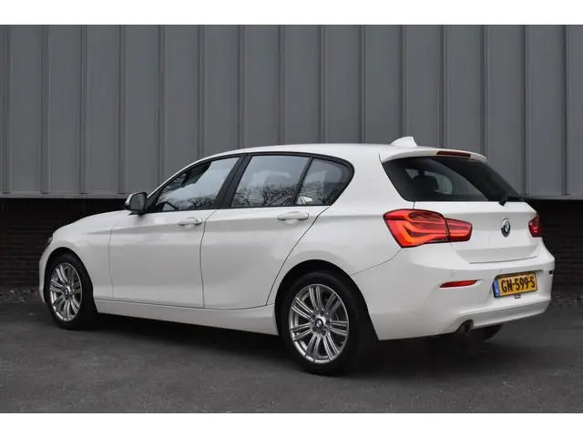 BMW 1-serie 120i Aut. 177PK | Leder | Navi | NL Auto | Deal. Onderhoud | Xenon/LED