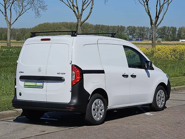 MERCEDES-BENZ CITAN 110 CDI 2xzijdeur mbux long!