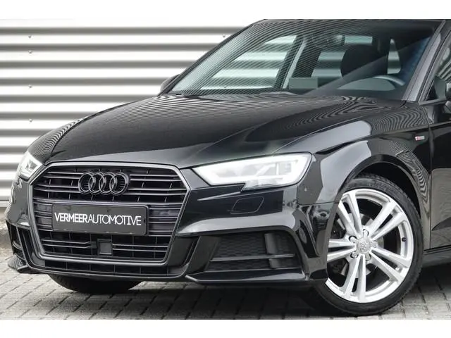 Audi A3 Sportback 35 TFSI CoD Advance Sport S-Line | Adaptive Cruise | Stuur/Stoelverw. | Navi |