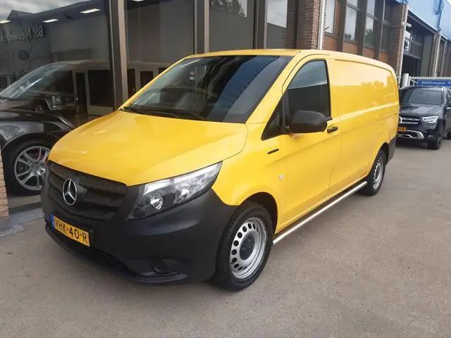 Mercedes-Benz eVito eVito Lang 41 kWh Airco  Achteruitrijcamera , Verwarmde stoel