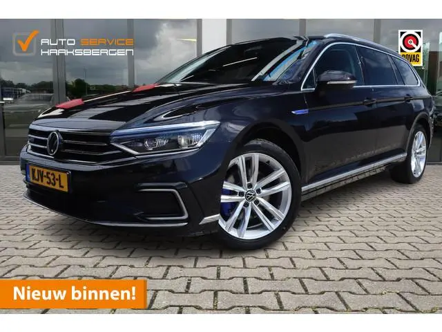 Volkswagen Passat Variant 1.4 TSI PHEV GTE  | Pano | Trekhaak | 360 Camera |