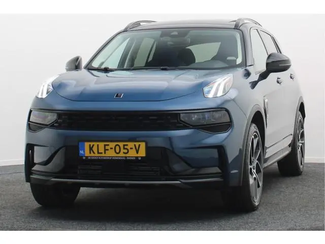 Lynk & Co 01