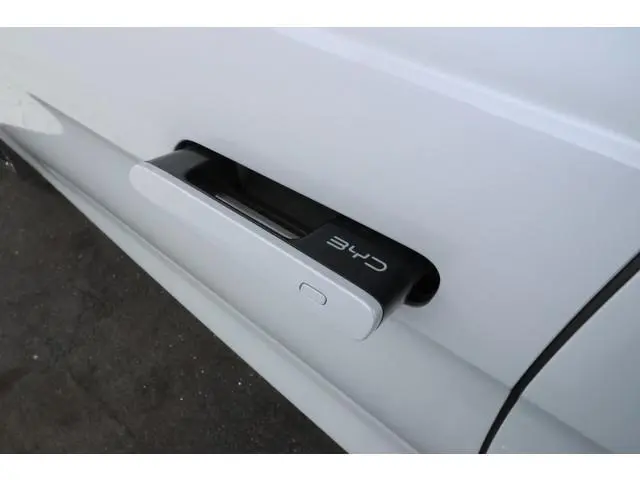 BYD SEAL