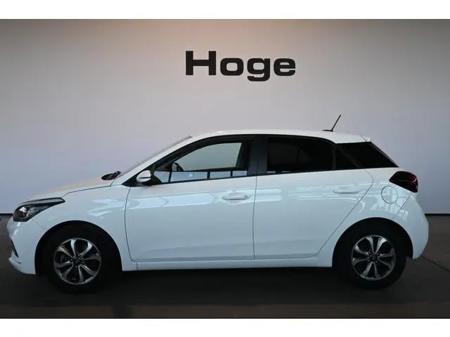 Hyundai i20 1.0 T-GDI Comfort Clima Carplay Navigatie Cruise Control 1e Eigenaar Rijklaarprijs Inrui...