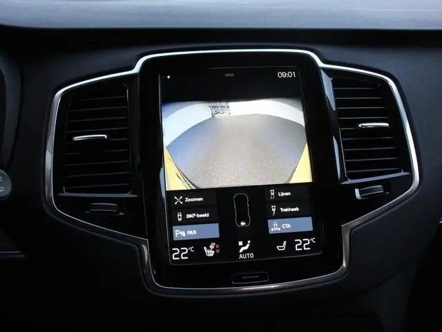 Volvo XC90 2.0 T8 Recharge 391pk AWD Inscription Expression Luchtvering Trekhaak Navigatie Camera 36...