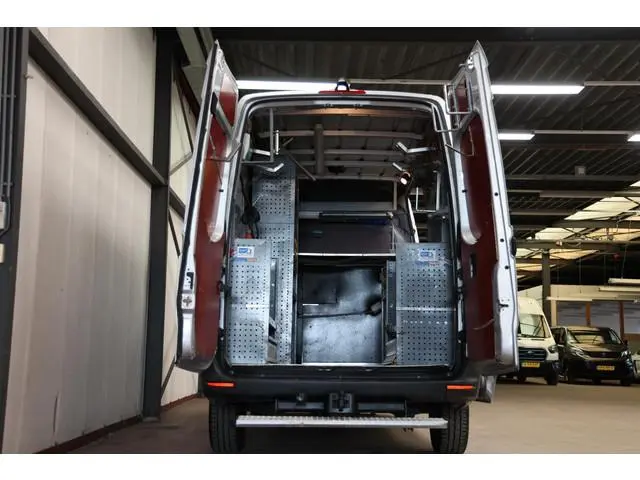 Mercedes-Benz Sprinter 316 2.2 CDI L2H2 AUTOMAAT TREKHAAK 3500KG TREKVERM