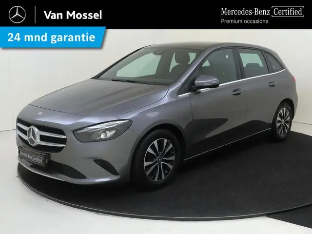 Mercedes-Benz B-klasse 180 Business Solution / Achteruitrijcamera / Stoelverwarming / Easypack-Achte...