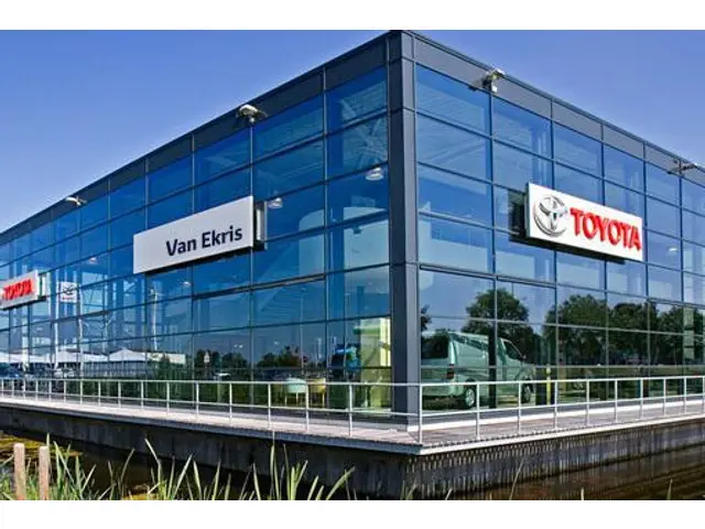 Toyota Yaris 1.0 VVT-i Aspiration, Trekhaak, Dealer Onderhouden, Climate control, 1e Eigenaar!