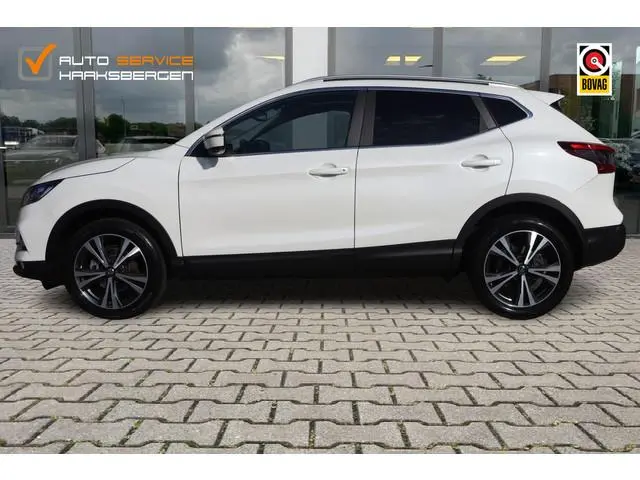 Nissan Qashqai 1.3 DIG-T N-Connecta | Trekhaak | Pano | 360 Camera |
