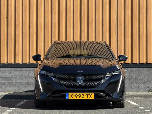 Peugeot 308 SW 1.6 Plug-in Hybrid 225 GT | Apple Carplay | Android Auto | 360° Camera | Adaptieve Cr...