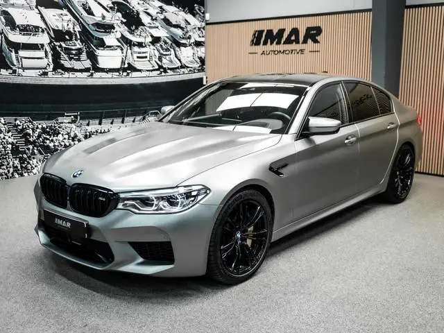 BMW M5