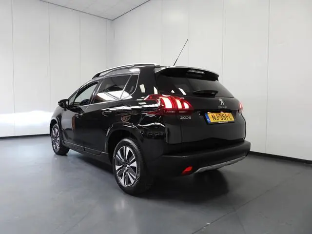 Peugeot 2008 1.2 PureTech Aut. Allure NAVI/CLIMA/CRUISE/LED/PDC/16"LMV!