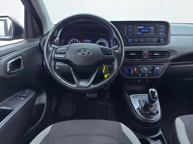 Hyundai i10 1.2 AUTOMAAT | 15" LMV | Airco | Parkeersensoren