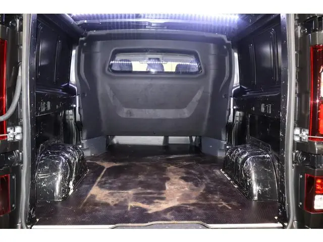 Renault Trafic 2.0 dCi 170pk L2 H1 DC Luxe Automaat
