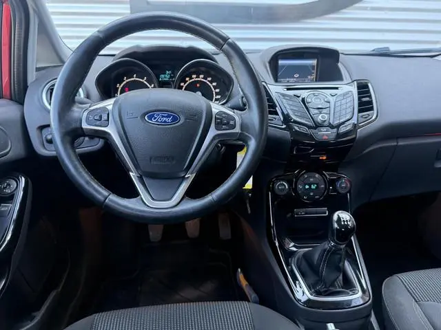 Ford Fiesta 1.0 EcoBoost Titanium 2e Eigenaar|Navi|Cruise|Trekhaak|PDC|Clima|N.A.P|APK tot 07-2027