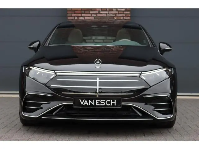 Mercedes-Benz EQS