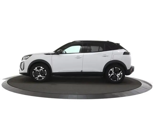 Peugeot e-2008 EV GT Avantage 54 kWh 360 camera / navigatie / lage km stand