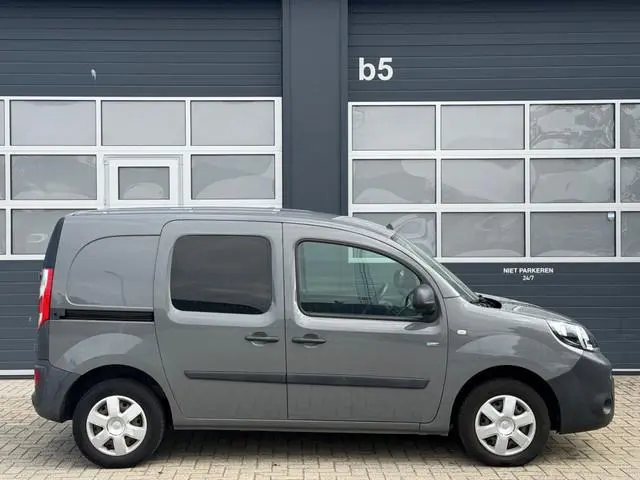 Renault Kangoo Z.E. 33kw Elektrisch NAP / Navi / Airco / Cruise / huuraccu