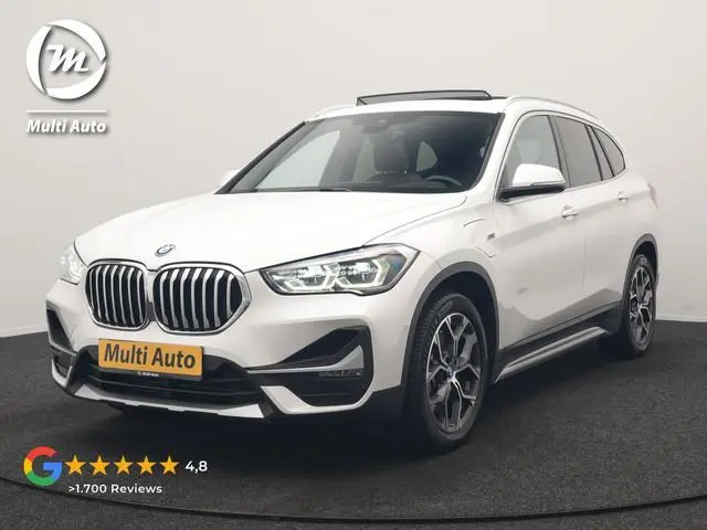BMW X1 xDrive25e xLine PHEV 221pk Dealer O.H | Panodak | Adaptive Cruise | Camera | Head Up | Ledere...