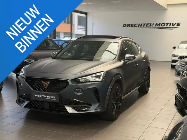 CUPRA Formentor 1.4 TSI e-Hybrid vz / pano / camera / CarPlay /
