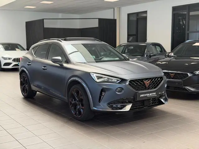 CUPRA Formentor 1.4 TSI e-Hybrid vz / pano / camera / CarPlay /