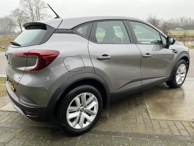 Renault Captur 1.6 E-Tech Plug-in Hybrid 160PK / Camera / Parkeersensoren V+A / Apple Carplay - Andr...